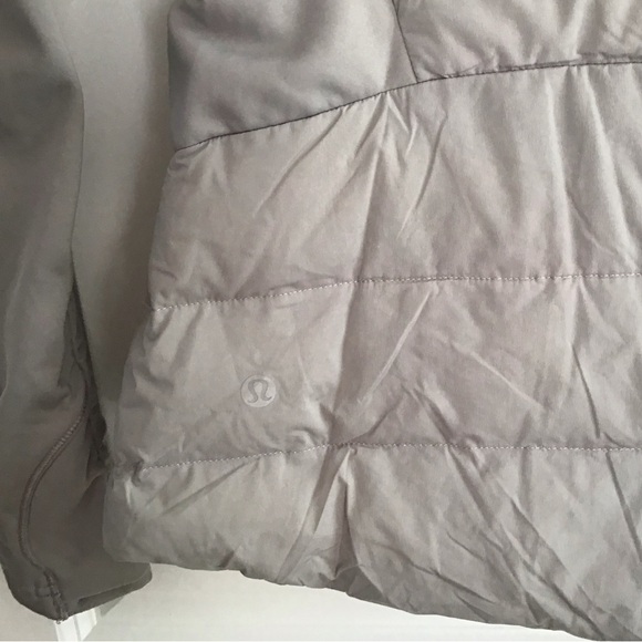 Lululemon Down For It All Jacket Size 0 Gray Hooded Full Zip Puffer - Picture 4 of 5